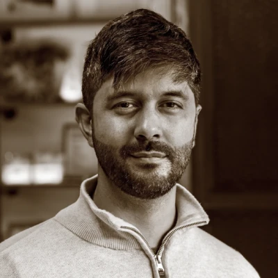 Jason Headshot - Cropped2