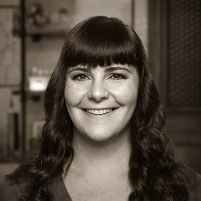 Julie Headshot - Cropped